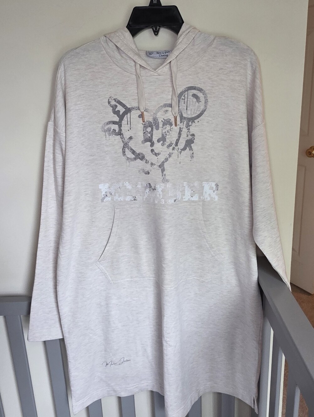 Love Is Pain Clothing Cream Sweatshirt Dress Womens Size Medium